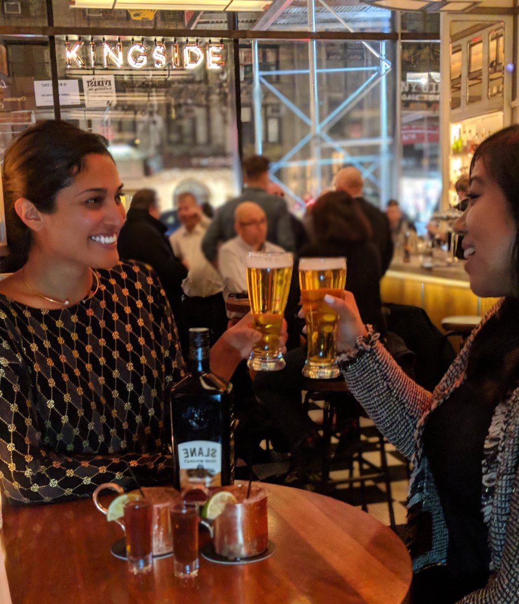 kingside_ny's tweet photo. ☘️ May the road rise up to meet you. May the wind be always at your back 🍻 Join us for drink specials on #StPaddysDay 📸 @elleselauner
#teampixel #stpatricksday #irishmule #beers #specialtyshots #midtowndrinks #irishblessing #nycthirsty #gerbergroup #instadrink https://t.co/WbznzHDLQK