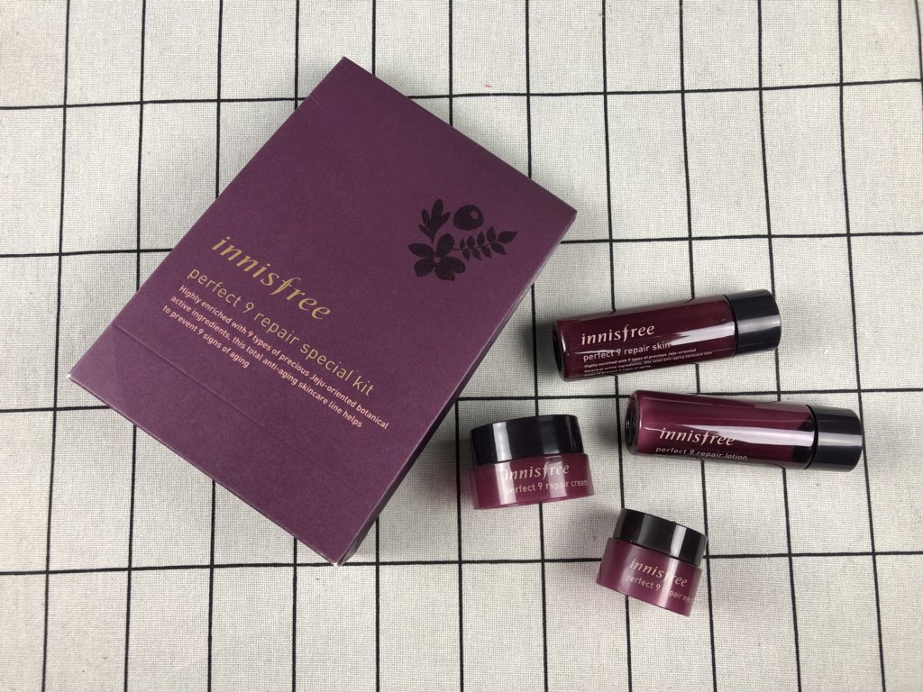 Viviennewonder's tweet photo. แจกค่ะ Innisfree perfect 9 repair เซ็ตซ่อมผิวจากปัญหาผิวต่างๆ แจก 1 เซ็ต แต่ RT + FOLLOW ประกาศ 31 มีนาคมจ้า https://t.co/GtFQsEolys