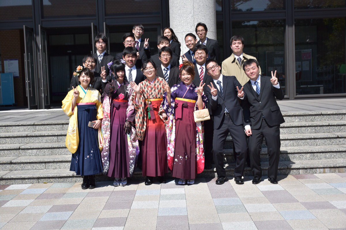 تويتر 花園大学写真部 على تويتر 卒業式も無事に終わりました 部活にいた時間は長かったような短かったようなそんな感じでした 卒業生はバラバラになり全員が集まるのは難しいですが また会う機会があれば思う存分喋りましょう T Co Ub10fn2wwf