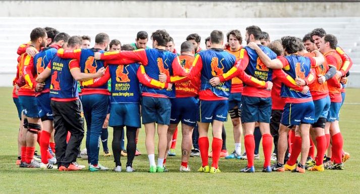 ferugby's tweet photo. Mañana es el día! 🏉 Vamos @Jezumor @BenatAuzqui @ferlopez3 @AnibalBonan @PierreBarthere @gautiergibouin @visensang @guillaume_rouet @RouetSebastien @MathieuBELIE @sebascarat @BradLinklater1 @ChMalie @BastienFuster @jaimemata10 @nachocontardi91 💪💪💪#VamosLeones #RoadtoJapan https://t.co/Ai4QxE97OX