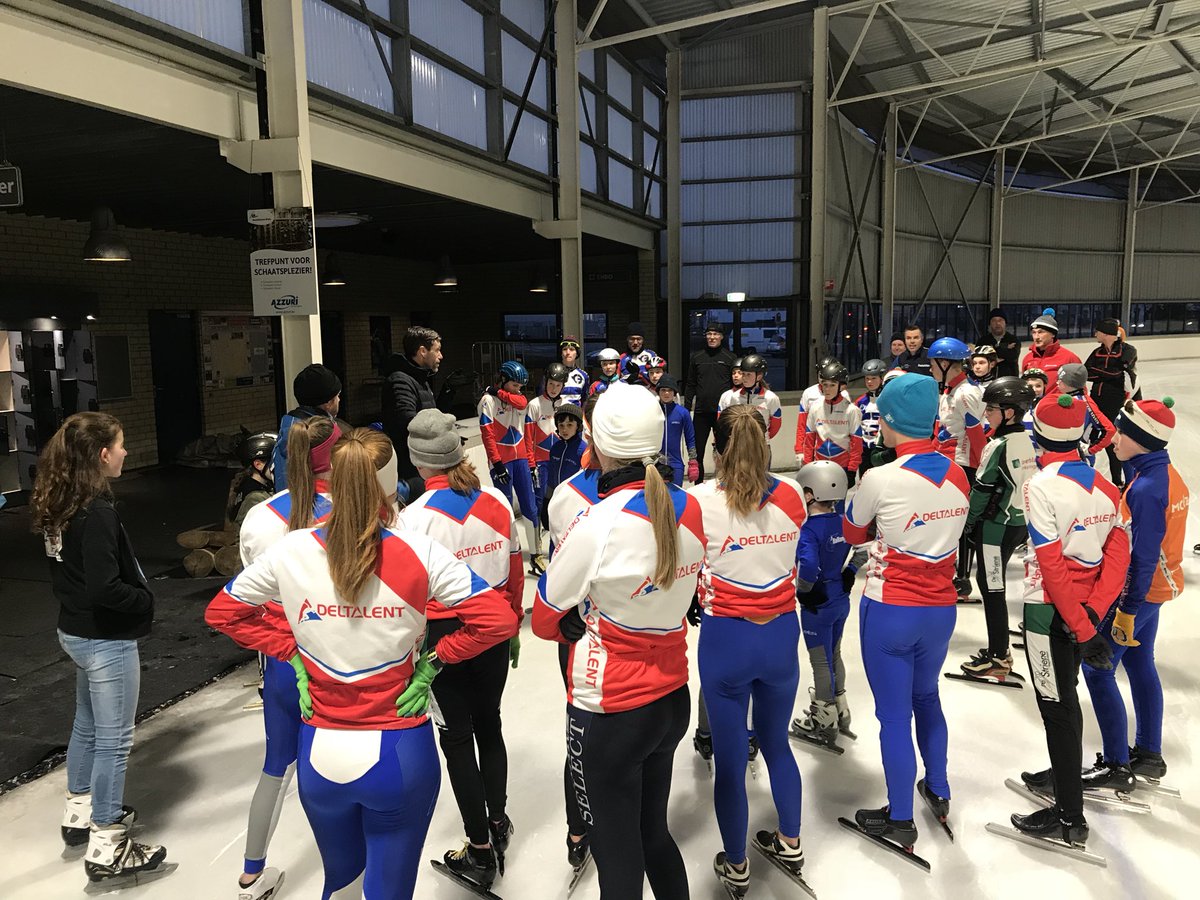 Seizoensafsluiting Deltalent met al hun schaatsmaatjes en supporters. En met <a href="/gianniromme/">Gianni Romme</a> in ons midden die een gastles kwam verzorgen voor alle talentjes @IJsbaan_Breda <a href="/breda/">Gemeente Breda</a> #deltalent #verbinden #verenigingen #ontwikkelen #talentontwikkeling #gemeentebreda @PauldeBeerD66