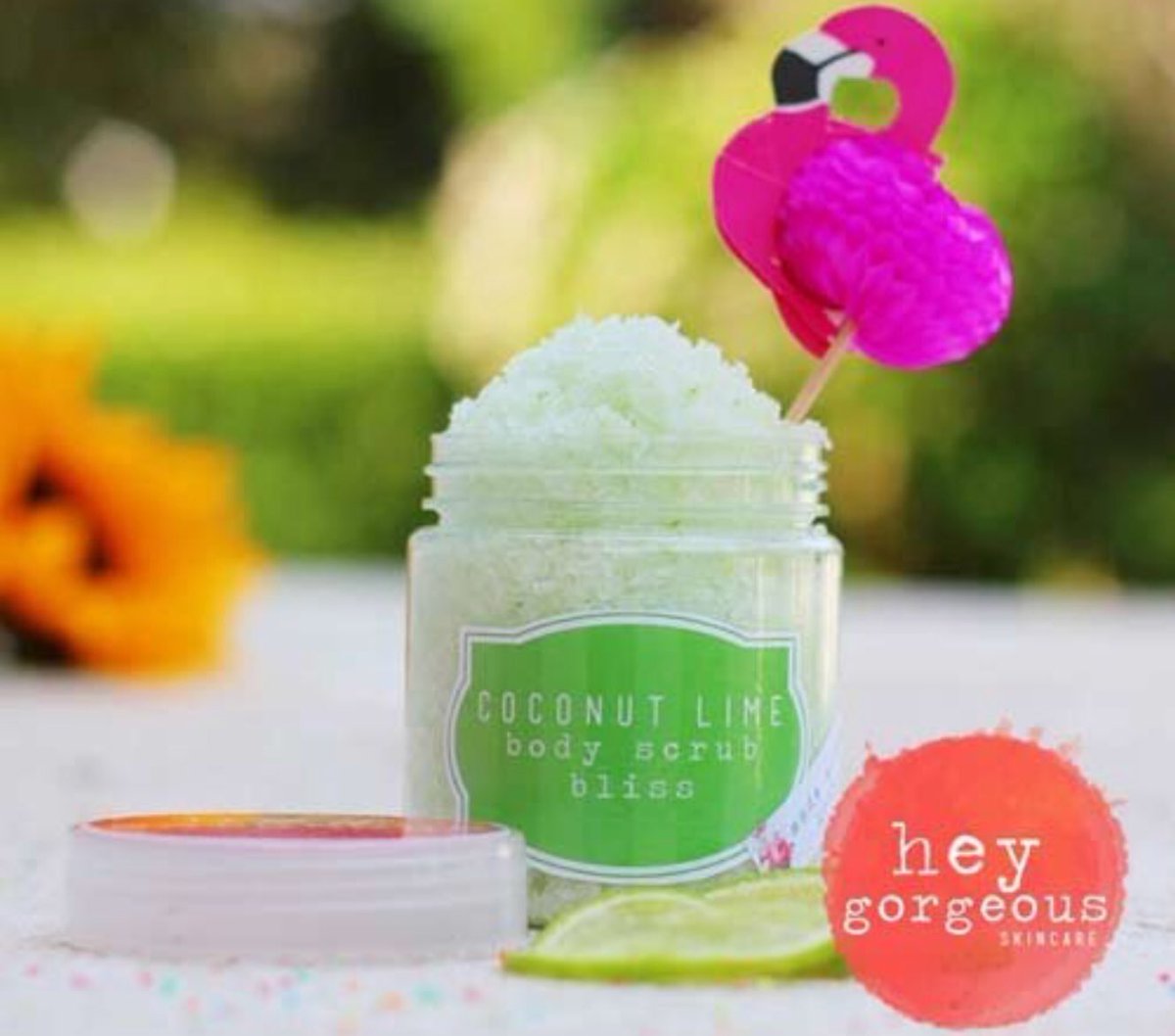 HeelsFairyTales's tweet image. Review | @HeyGorgeousSA Coconut Lime Body Scrub &amp;amp; Coconut Decadent Body Soufflé highheelsandfairytales.co.za/review-hey-gor… 

#heygorgeousskincare #samomblogger