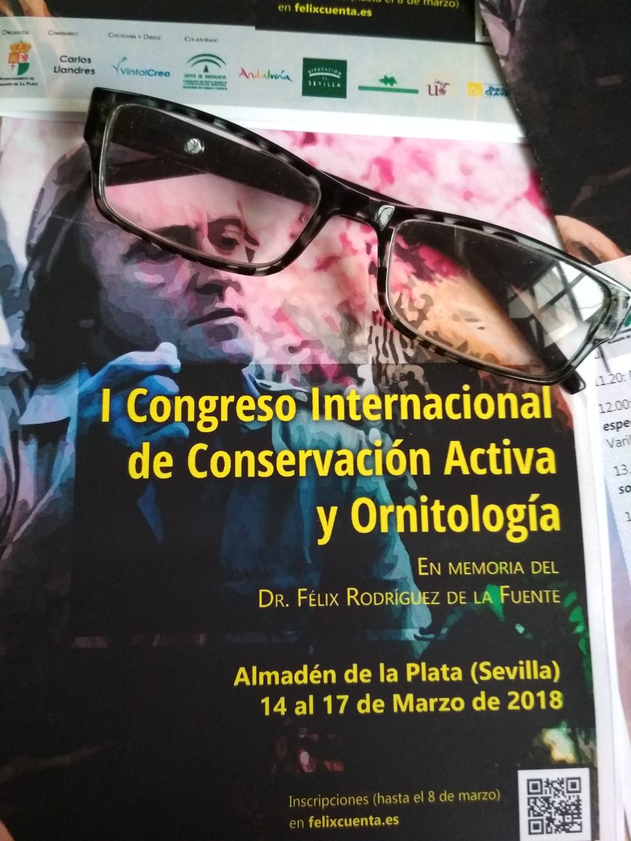 FelixCuenta's tweet photo. Amig@s de @FelixCuenta y asistentes al congreso, necesitamos ayuda 🙏

Alguien se dejó olvidadas estás gafas ayer en la sala y nos da mucha pena que ande por ahí viendo el mundo borroso 😢

¡Ayúdanos a encontrar a su dueño! ¡Gracias! https://t.co/OF6IZ76TyK
