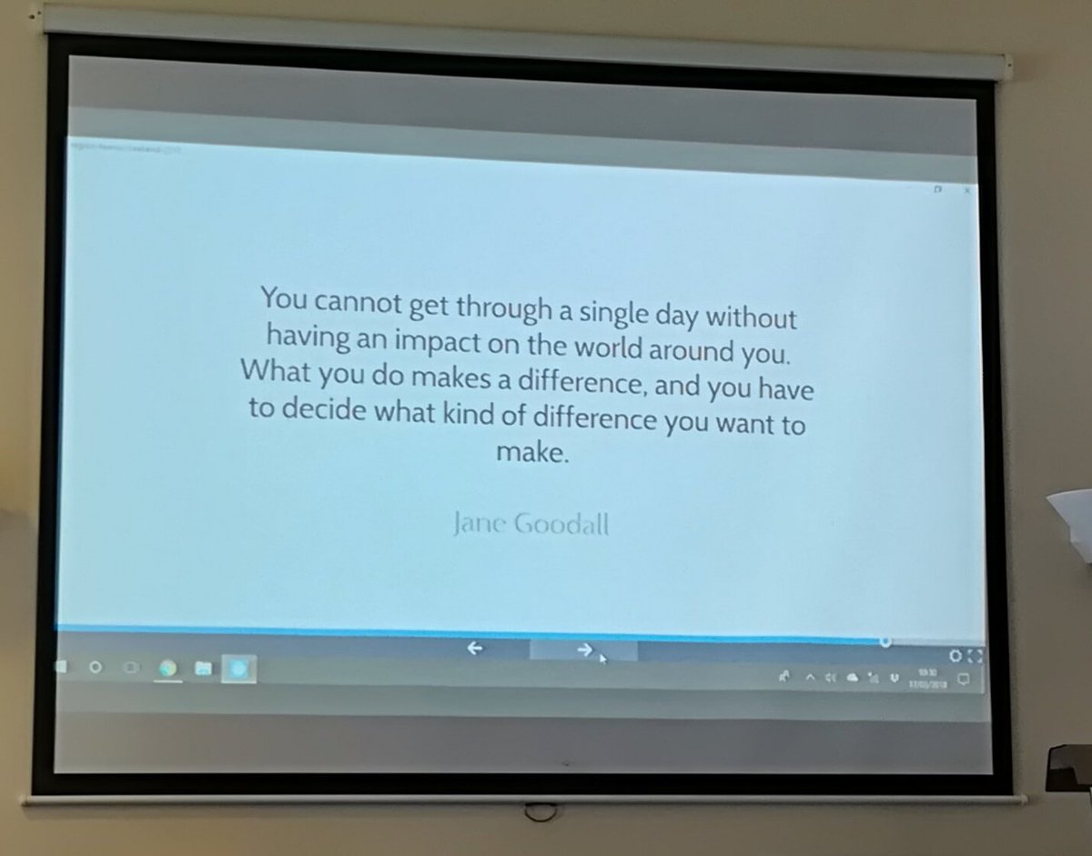 Helen_B_B's tweet photo. Sound advice at end of a great #training section by @mrsfordpal at @Guiding_LaSER #laserweekend https://t.co/inYyMA91dn