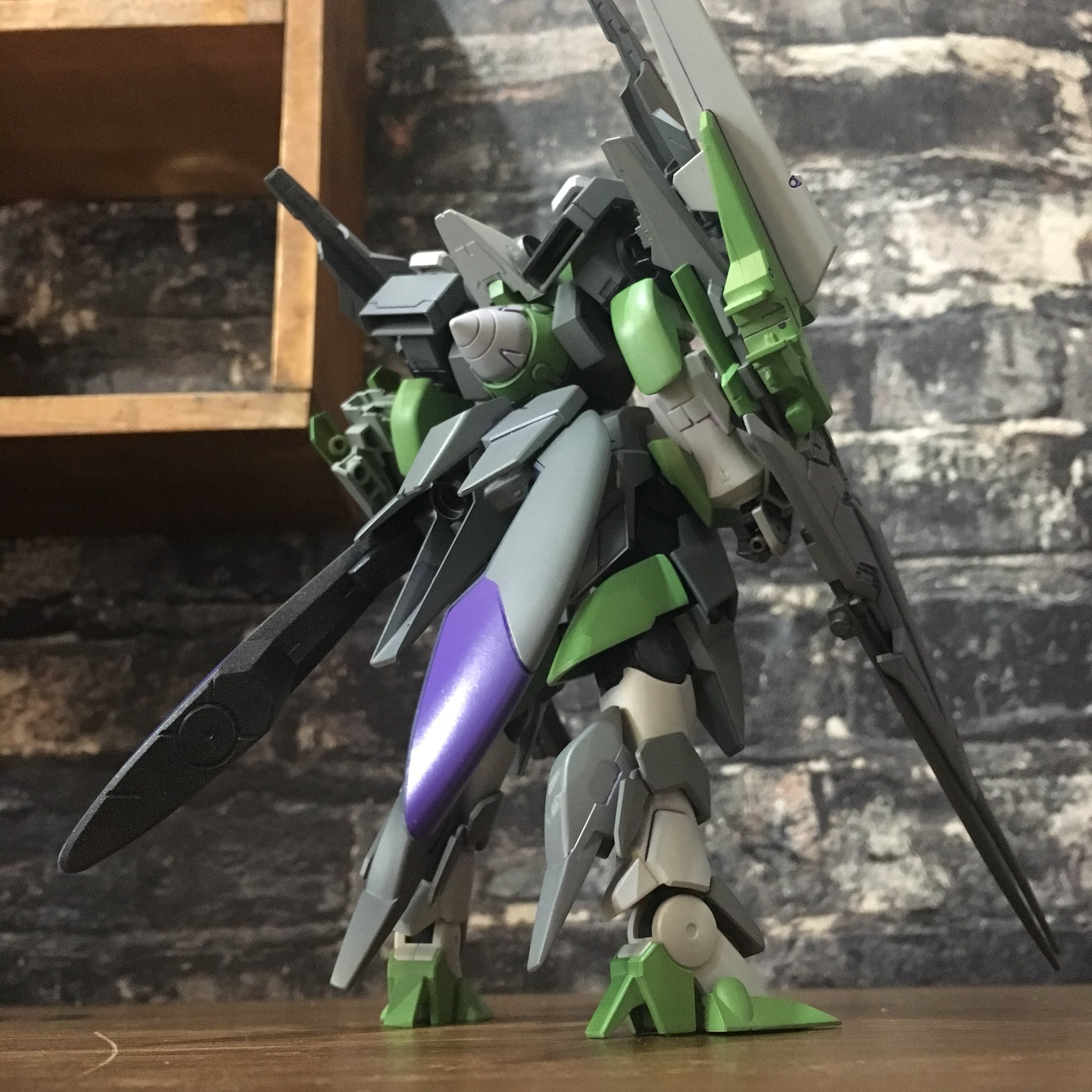 HGBF 1/144 アクセルレイトジンクス 未組立品 アクセルレイトジンクス ガンプラ 組立済 ジャンク の商品詳細