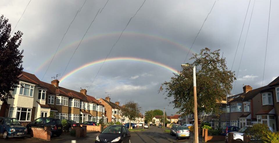 BimBirdy's tweet image. Day 17 .. Rainbow 🌈.. Beautiful double rainbow over our street. The lines in photo are telephone lines. #marchphotochallenge #marchphotoaday