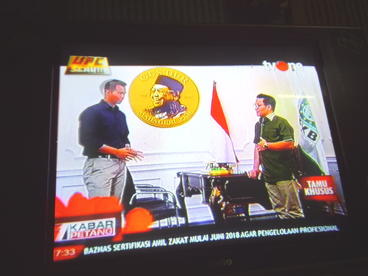 Cak Imin Untuk Negeri, Sudurisme #CakIminCawapres2019 #CakiminUntukNegeri <a href="/kabarpetang_one/">Kabar Petang tvOne</a> <a href="/jokowi/">Joko Widodo</a> <a href="/PDI_Perjuangan/">PDI Perjuangan</a> <a href="/join_ri/">Jokowi - Cak Imin Untuk Indonesia</a>