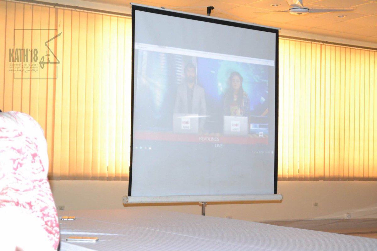 uogkath's tweet photo. News Bulletin's screening started at Quaid-e-Azam library exhibition hall.
#Kath18
#NewsBulletin
#UnityInDiversity 
#SceneSakhtHai https://t.co/X53sDVxNK0