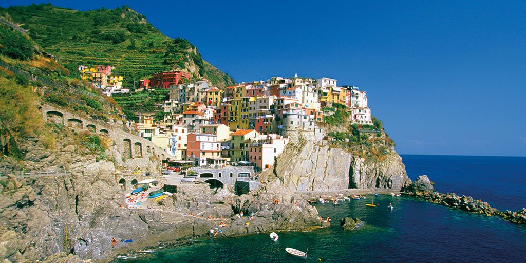 Insight_IE's tweet photo. #Didyouknow that the five fishing villages of #Cinqueterre are connected by footpaths overlooking the Mediterranean? A hike between all five is likely to take most of a day. Which village is your favorite? #Italy #DYK https://t.co/xH8BYKhWw7