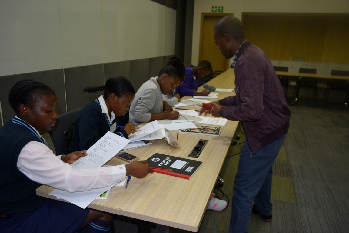 EY_Africa's tweet photo. Our Gauteng #NextGen girls join us for the first session of Saturday school. Read more about our NextGen programme here: https://t.co/Py1UAoxq3a #EYNextGen @EY_WFF @EY_People https://t.co/s5DuIcjlj0