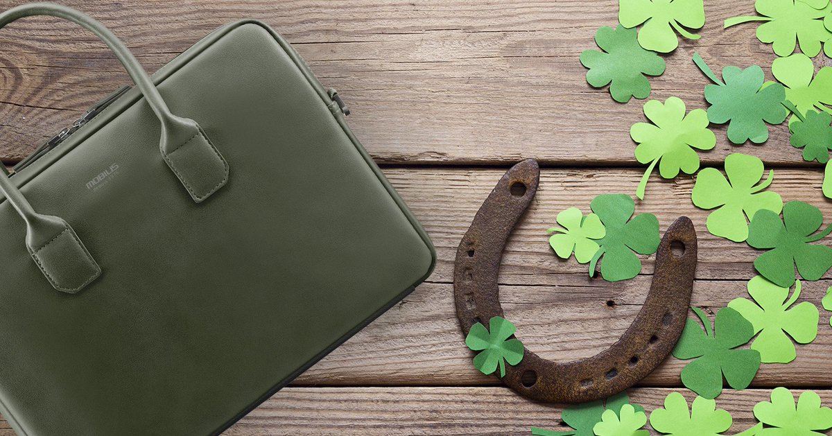 Mobiliscase's tweet photo. Happy #StPatricksDay ! https://t.co/ylV7ktUGId