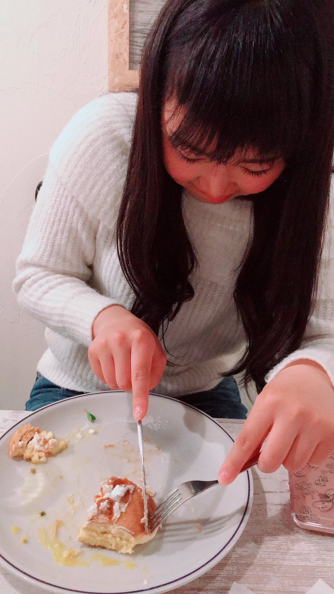 HaRunO_bs's tweet photo. 3.16❥❥菜々子と難波

���々遊べて楽しかった👧🏻💗
ハンモックカフェ行く予定やったけど予約忘れてたから行かれへんかった🌀
でもパンケーキ食べれて良かった🥞🍴
朝から遅刻してごめんね🙇‍♀️また遊ぼ🌟 https://t.co/eDWDjFwq6j