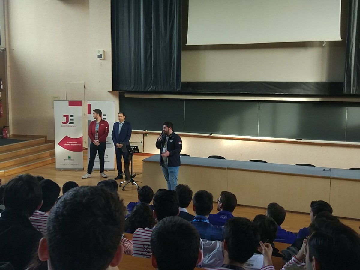 JuniorIMPACT_JE's tweet photo. Plénière d'ouverture du #CRP2018 avec @OuestINSA et @cnje ! https://t.co/kZLnkQJTP2