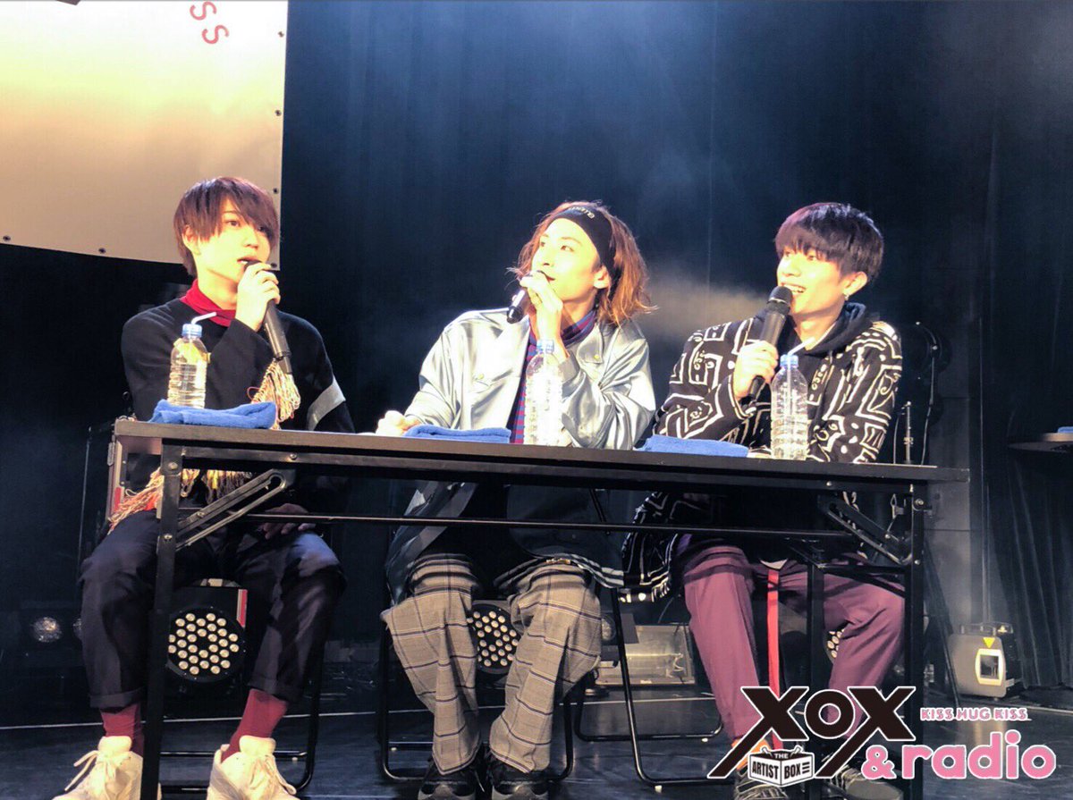 xox_radio's tweet photo. 本日、深夜3時からの「XOX &amp;radio」は3月10日にXOX新体制お披露目LIVEの中で行われたアンラジ公開収録の模様をお送りします！4時からはラジオクラウドでアフタートークもあります。お楽しみにー！！

#アンラジ #XOX #tbsradio #TBSラジオ https://t.co/UfJk1i9B0i