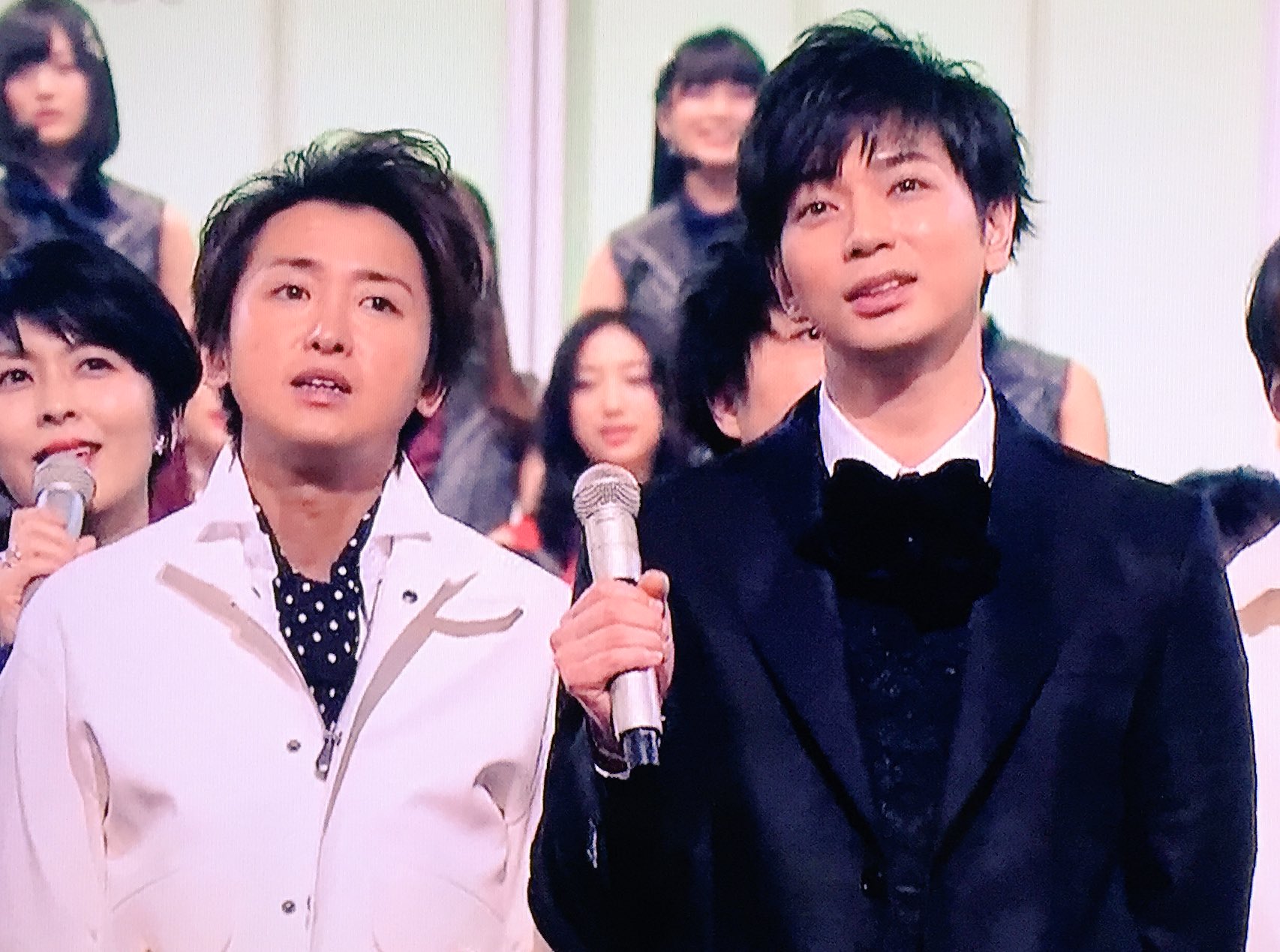 なないろ この潤智可愛いくないですか こんなに身長差ありました ってなるやつ 潤智 松本潤 大野智 T Co 15q3ovgm5c Twitter