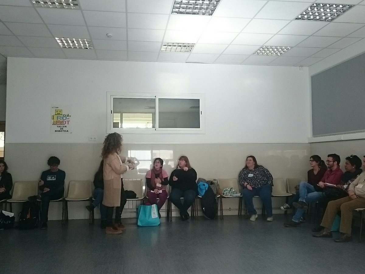 nperezescoda's tweet photo. @JEmocional
#JEE2018 
La educación emocional tiene que basarse en la coherencia https://t.co/IuyqeVrTuX