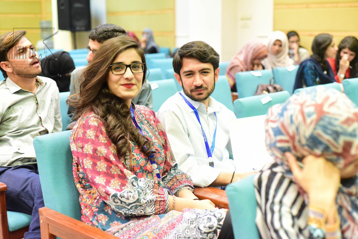 uogkath's tweet photo. Students from different universities participating in #inquizitive18 
#kath18
#UnityInDiversity
#Scenesakhthai https://t.co/GwkOcL9EMu