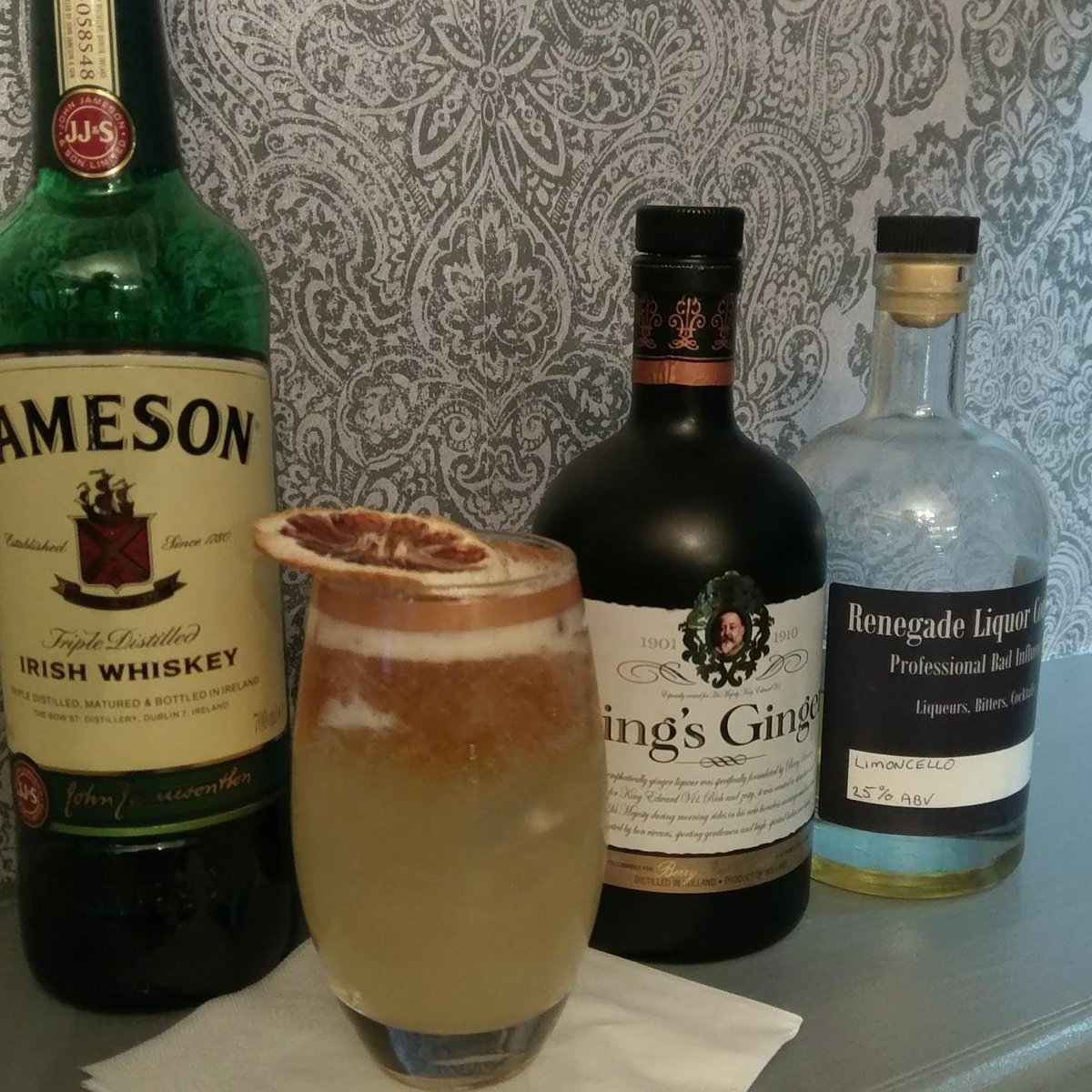 Miro's Bar Aberdeen tweet media