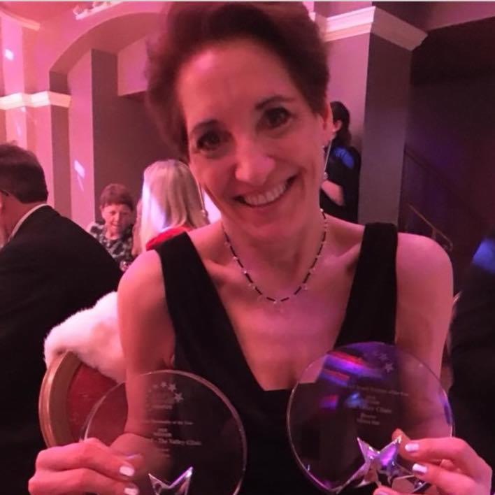 Congratulations to our very own Business personality of the year Liz Blizzard and Health &amp; Beauty Business of the Year with The Valley Clinic at The #Ilkley Business Awards last night #IlkleysbestKeptSecret #BNIYorks
bit.ly/2u0c0dk #Networking #Yorkshire