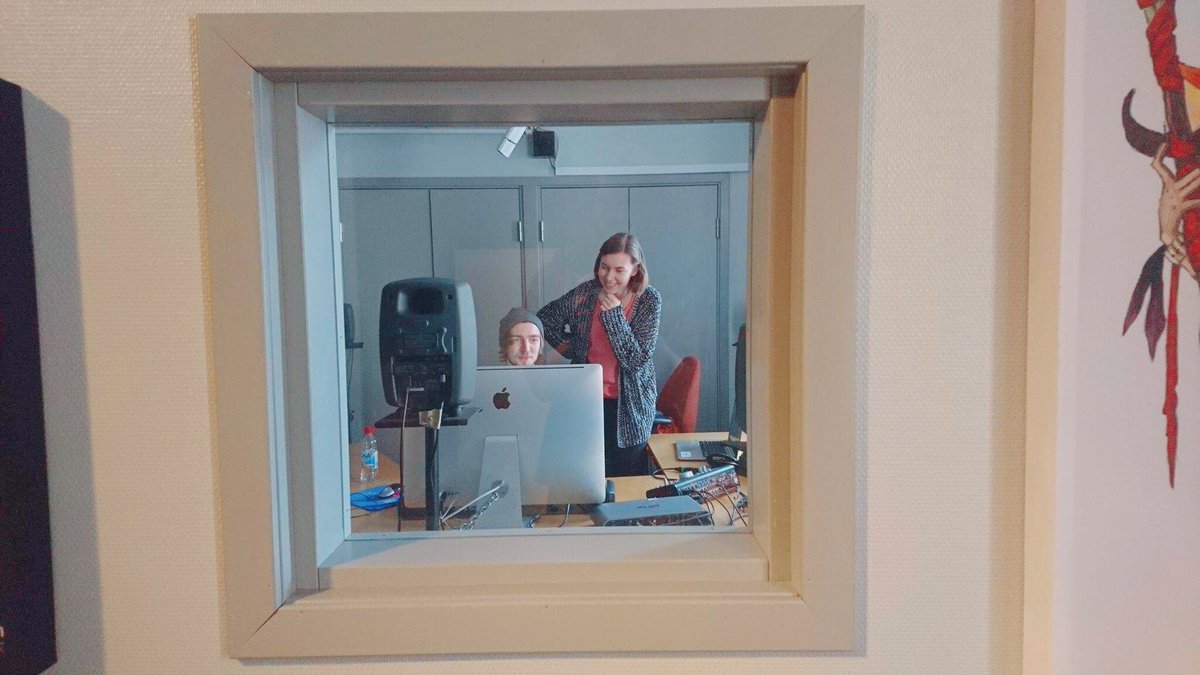 RESPECTSTUDIO1's tweet photo. We had a guest to do some voice acting! #respectstudio https://t.co/yOVwYYdhLT