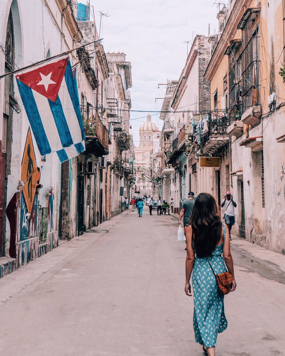 greetingsfr0m's tweet photo. 📍 Havana, #Cuba 
📷 https://t.co/m6AedWysKH https://t.co/9dun8osmSB
