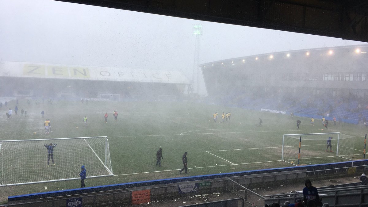 KO approaching at Boundary Park, Oldham. Let us know where you’re following #Pompey from this afternoon.