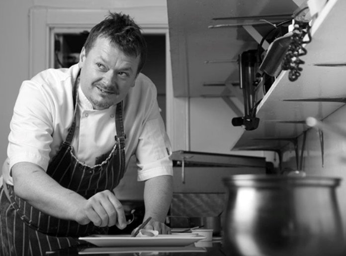 chefsocialuk's tweet photo. The subject of this week's #chef interview is Sean Kelly, Owner &amp; Chef at @Station Road Restaurant at @TheLovat, Loch Ness who has 25,000 Instagram followers >> https://t.co/Xpy7w7Y0fQ << https://t.co/ZYwQ06q1fN