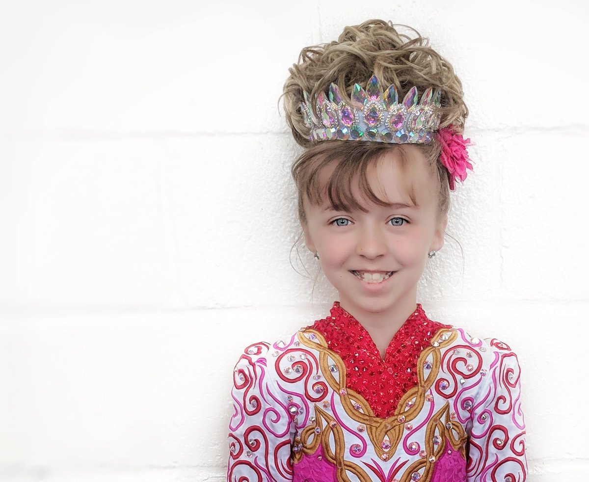 irishfeismom's tweet photo. From my little "feis-er" to yours, happy #StPatricksDay #IrishDance #irishdancer #danceislife #performance #showkid https://t.co/2XFPxqpjiR