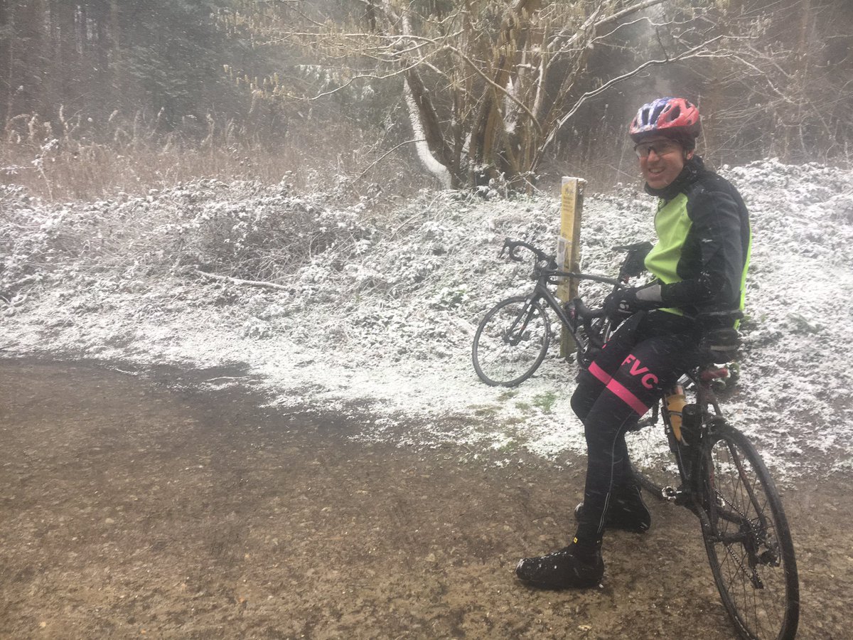CMBs_UK's tweet photo. @FVCOfficial why go to Spain when you could have stayed at home and got views like this?? #cyclinginthesnow https://t.co/10MuAfFVNk