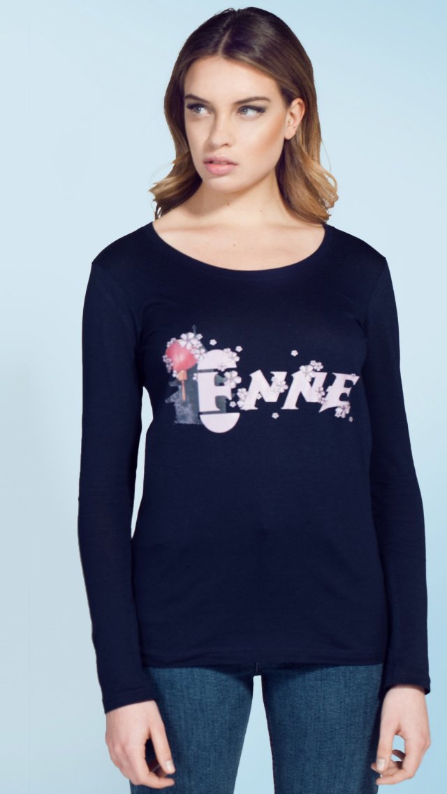 EnneOfficial's tweet photo. ENNE - The Italian Fashion Brand
T-shirt “Alicia” - collection ss18
#enne #ennetshirtalicia #tshirtalicia #enneofficial #brand #fashion #italy #madeinitaly🇮🇹 #blue#navy #flowers #cherryblossom #temple #lantern #tshirt #tshirtdesign #collection #collectionss18 https://t.co/VE117kKbhJ