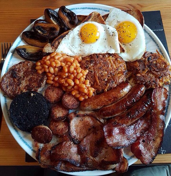 ShiteSportsNews's tweet image. It's that time of the week again 🍳🥓👍
#GetInTheKitchen