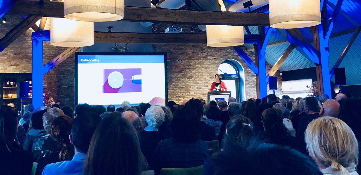 Dr Danielle Eekers, radiotherapeut van <a href="/MAASTROclinic/">MAASTRO clinic</a> <a href="/ZONPTC/">ZON-PTC Maastricht</a> legt de voordelen en nadelen uit van #protontherapie bij hersentumoren op de landelijke publieksdaghersentumoren.nl in <a href="/delandgoederij/">De Landgoederij</a>