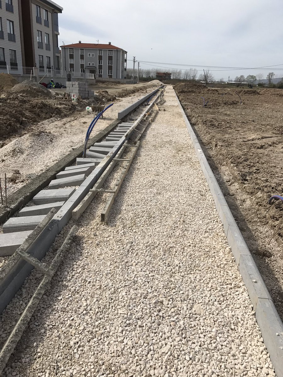 Büyükşehir'in  Arifiye'ye yaptığı park hızla tamamlanıyor. Başkanımız zeki Toçoğlu na teşekkürler.Uyumun eseri hayırlı olsun