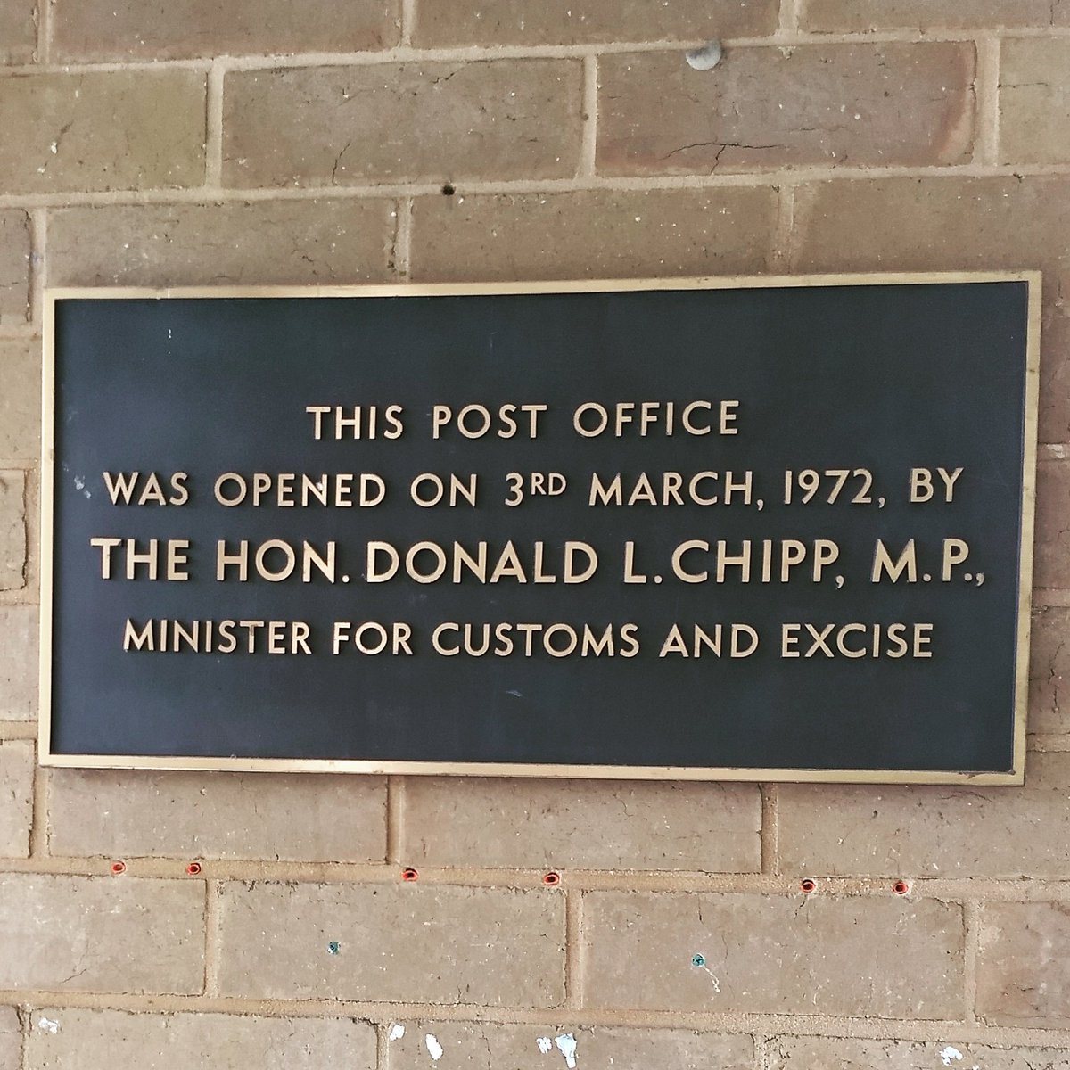 danielbowen's tweet photo. It's a night of politics in South Australia and in Batman. Noticed this in the Bentleigh Post Office today. #DonChipp https://t.co/jPhpQ6AiOR #auspol https://t.co/C7dtePlDML