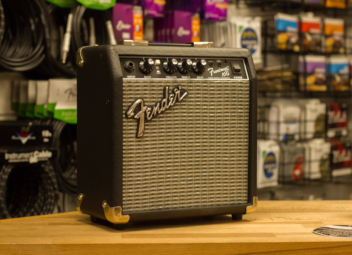 The Fender frontman is an ideal little starter amp. Perfect for practice at home, but no so loud that it will wake up the neighbours! 🙉 It has a headphones function too. 🤫 

#fender #amp #guitar #learn #guitarstore #musicstore #naas #kildare #supportlocal #shoplocal #localmusic