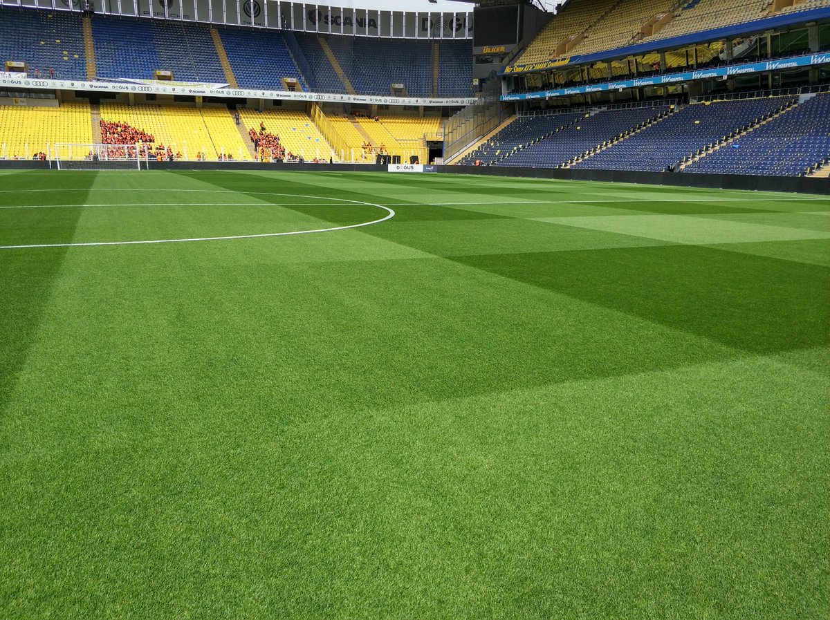 SISPitches's tweet photo. A big battle on #SISGrass in Turkey today, as our clients @Fenerbahce_EN  and @GalatasaraySK go head to head! https://t.co/FsTCZBE3hk