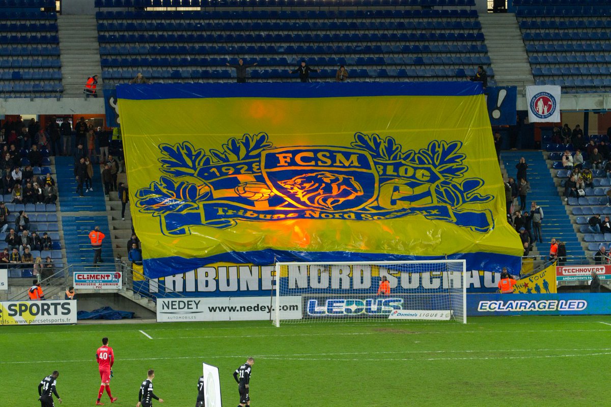 holypixie's tweet photo. Si fière de ma @tribune_nord_sx 😍💪🏼👊🏼 #Teheness #Solide #FCSMTOURS @FCSM_officiel . 📸: @GillGuigon https://t.co/ocxADH3Vm4
