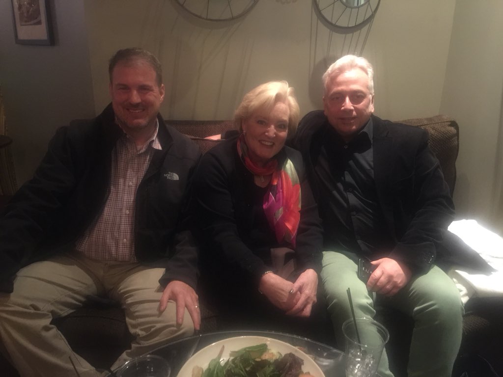gagasgarden's tweet photo. “Good things are going to happen” when friends meet to talk #roses during @ChicagoFlower @doubletree. @GardenOpus asked about my @JacksonPerkins friends! It’s @AmericanRoseSoc Jon Cokern membership chair 1st on left, a stellar guy! #JacksonandPerkins #chicagoflower #myjproses https://t.co/TOpy20b20v