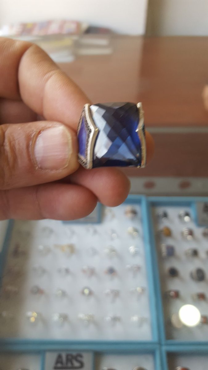 الشيخة جليلة مختار لجلب الحبيب ورد المطلقة حل المشاكل الزوجية محبة وتهييج 00905550752222