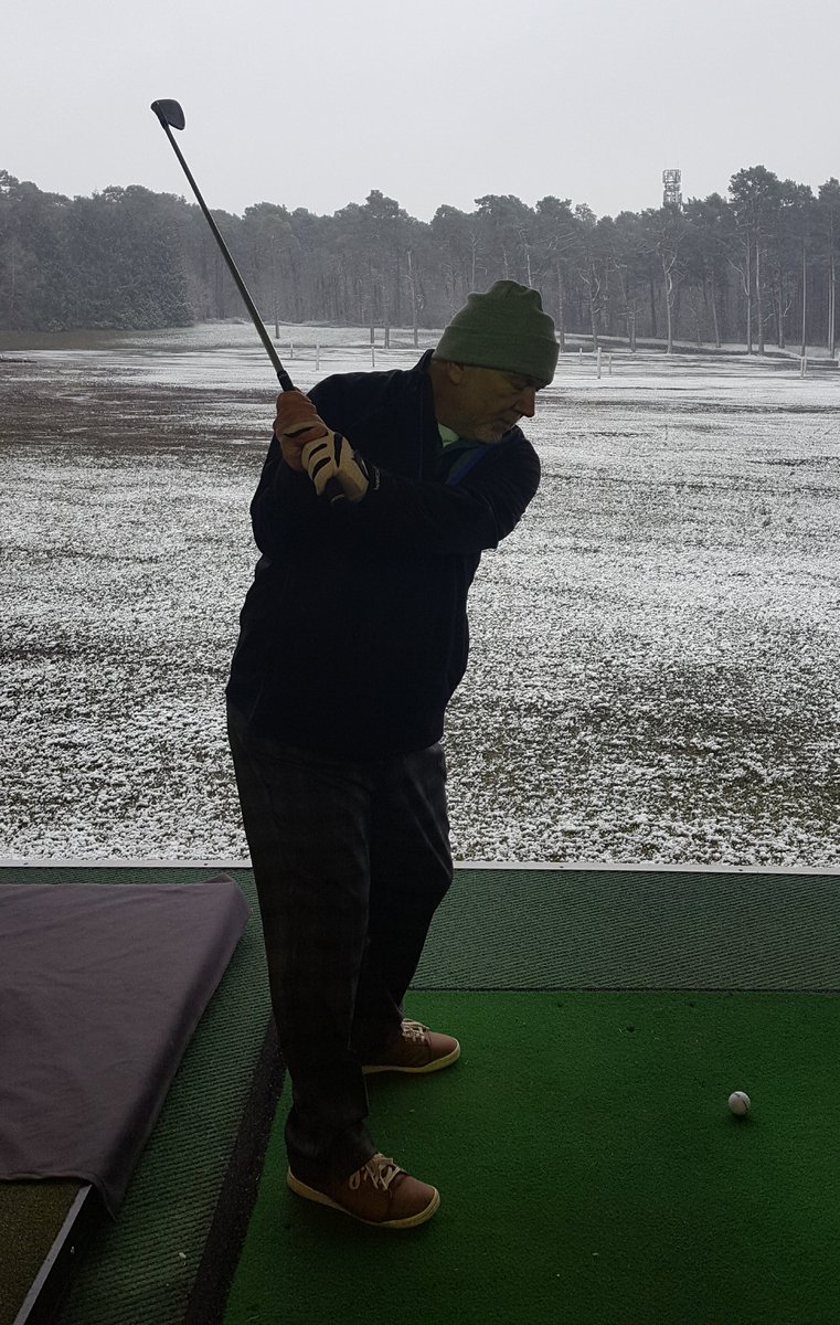 Great session in the snow today for John Phillips with <a href="/JasonMurrayPGA/">Jason Murray</a>. Always amazing how many players have a concept that does not match up with their physical capabilities.
<a href="/Pine_Ridge_GC/">Pine Ridge Golf Club</a> <a href="/CrownGolf/">Crown Golf</a> #WeAreAllDifferent