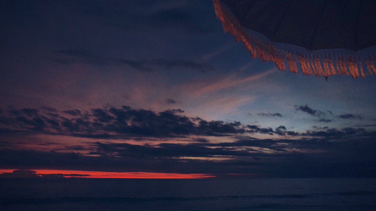 In silence, you will find the meaning of life. Rahajeng Nyanggra Rahina Nyepi Caka 1940.
—
#projectcyrios #harirayanyepi2018 #nyepicaka1940 #silentday1940 #WeAreOne #peace #unity #indiemusician #musisiindieindonesia #PersatuanIndonesia #spacerock