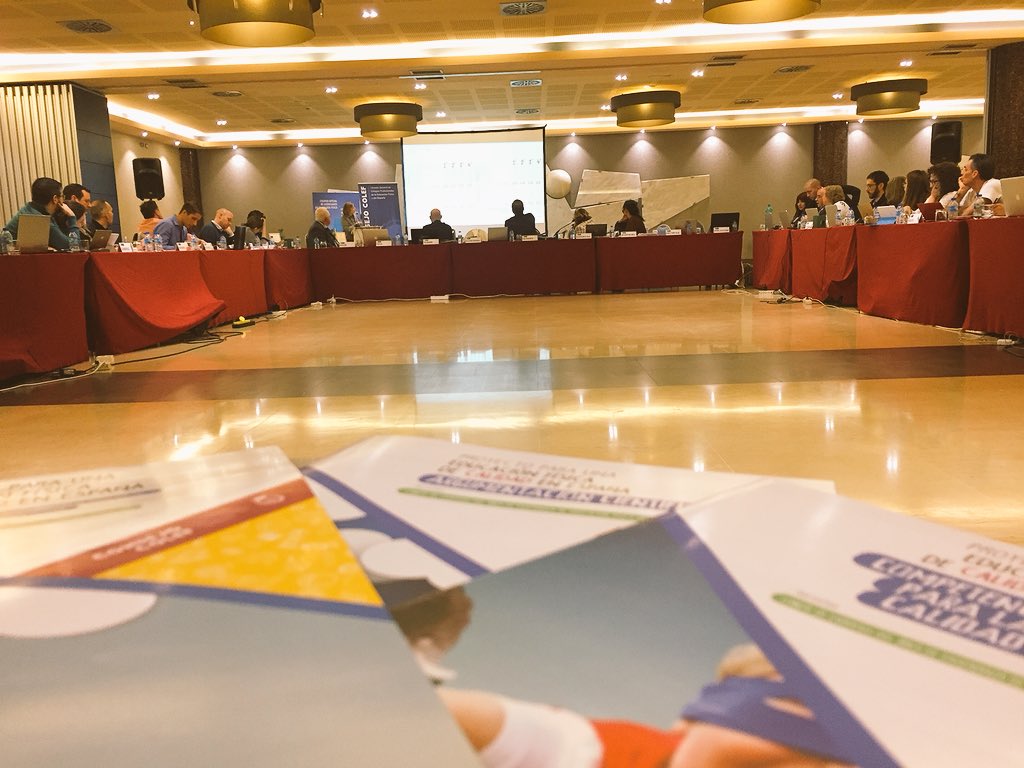 ConsejoCOLEF's tweet photo. 87 Pleno del @ConsejoCOLEF | Mónica Aznar (col. 7.493 de @colefaragon), Vpdta. del Consejo COLEF, detalla todo el trabajo realizado desde el Comité de Expertos en enseñanza de la EF.
#EFC #PosicionamientoEFC #EF1Diaria #edufis https://t.co/Jx0sG4JW3c