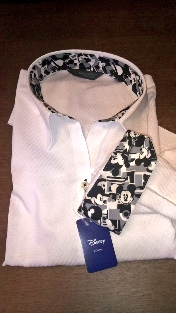 鉄塔 ミューパレex修行 A Twitter 今日買ったディズニー柄ワイシャツ 襟の内側ミッキー 袖にミッキー 袖を折ればミッキー
