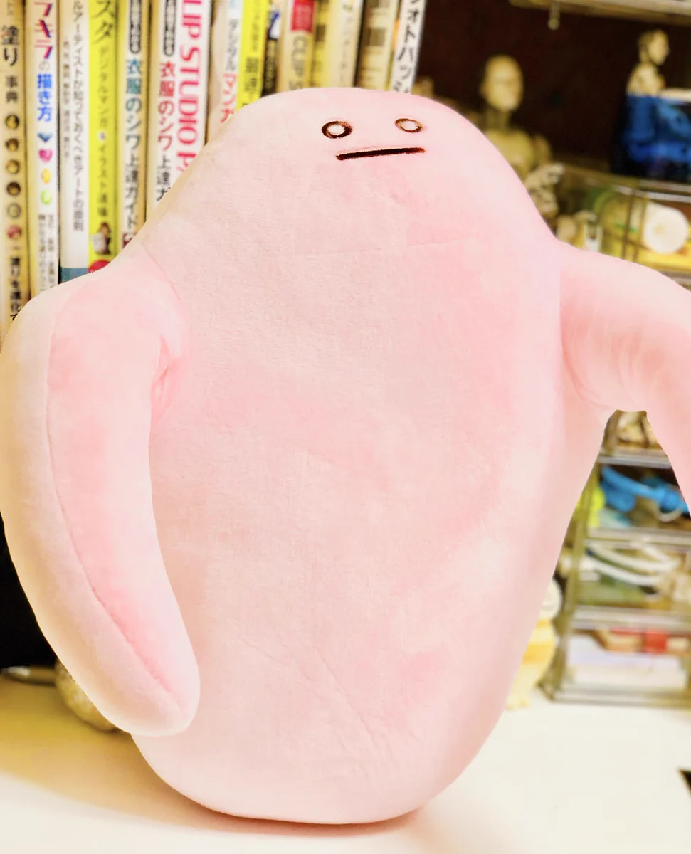 姿勢が悪い人必見！デスクに座る時に補助してくれる可愛いクッションがこちらw