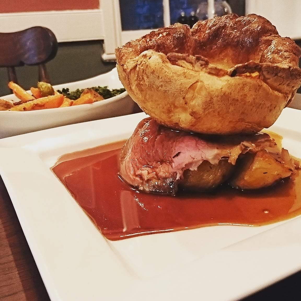 Can someone tell the weather that Easter is only 2 weeks away!

(book now to avoid disappointment!)