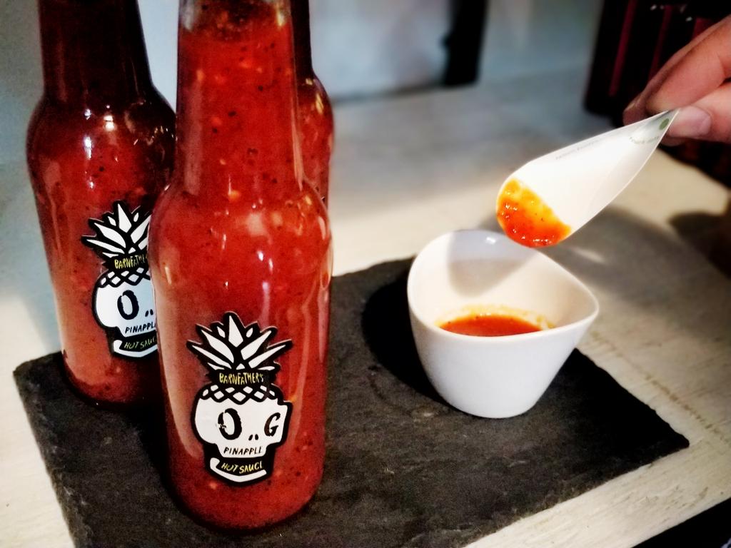hopburnsblack's tweet photo. Got new @barnfathers pineapple hot sauce (straight outta East London) on the chilli tasting station today &amp; it's tasting juicy-hot-delicious. Get in. 🍍🌶️😋 https://t.co/BKhqygHbJU