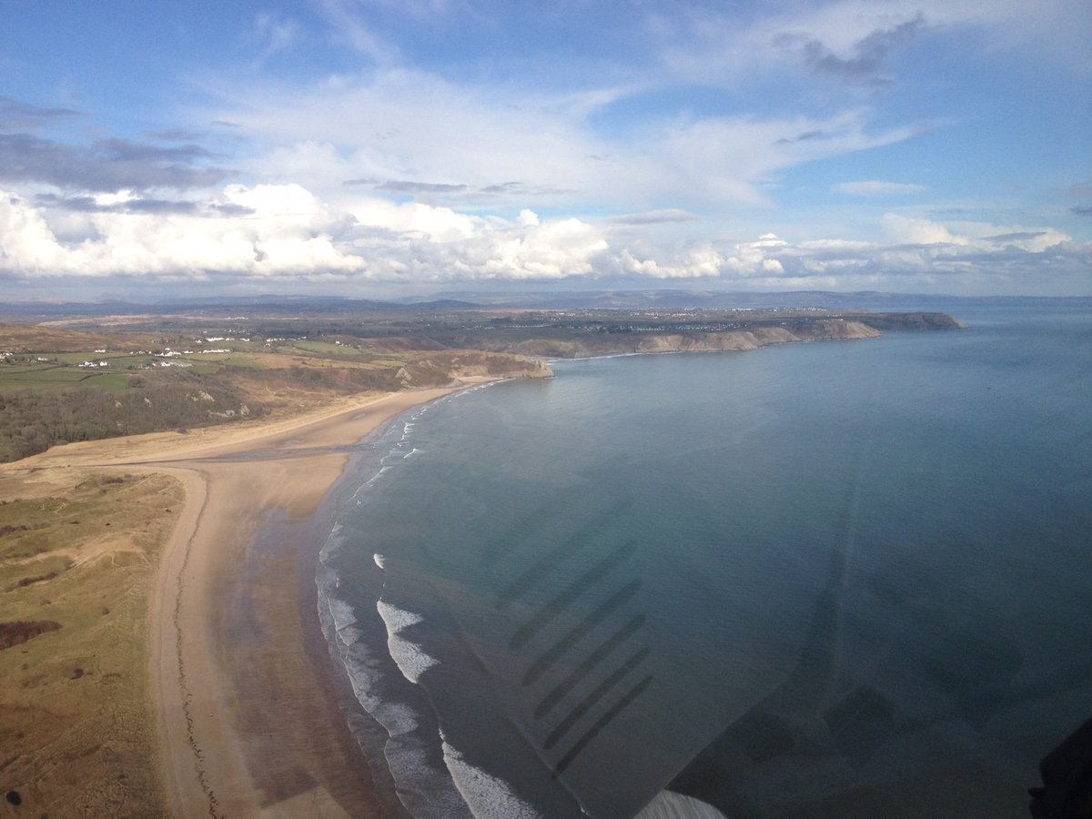 NPASSouthWest's tweet photo. Some photos taken during our return leg from assisting @swpolice @SWPSwansea on the Gower peninsular yesterday afternoon.
I'll let you play #namethatbeach.
Easy for those local to the area I know!
@GowerNT @SouthGowerRFC @SouthGowerFC #Gower https://t.co/WqaaxKSDpY