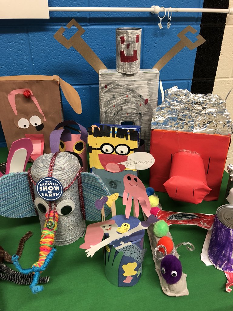 shortartists's tweet photo. A few more cans came in ! ❤️ them ALL!!! @MortonPRIDE #end68HoursOfHunger #onceacard https://t.co/YphDg8SwKA