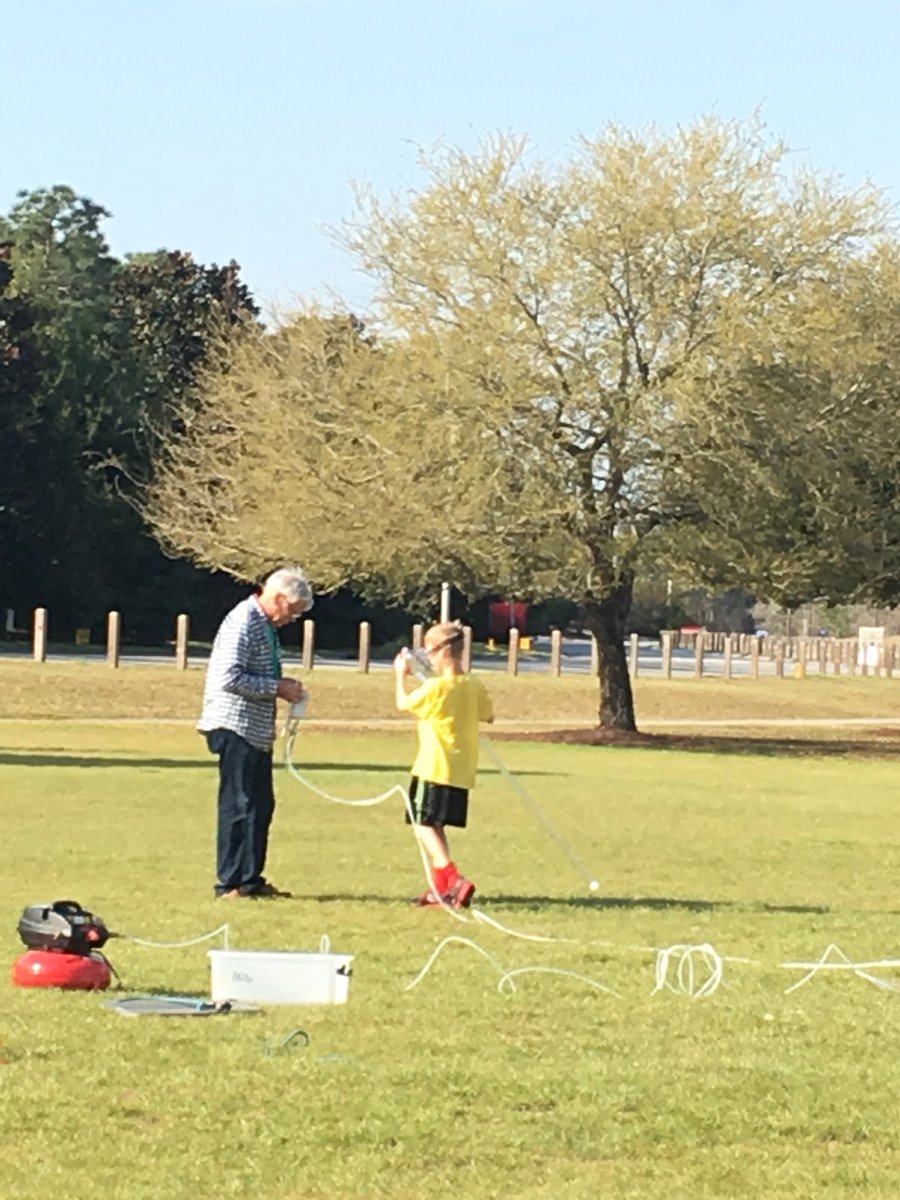 Elaine McIntyre tweet media