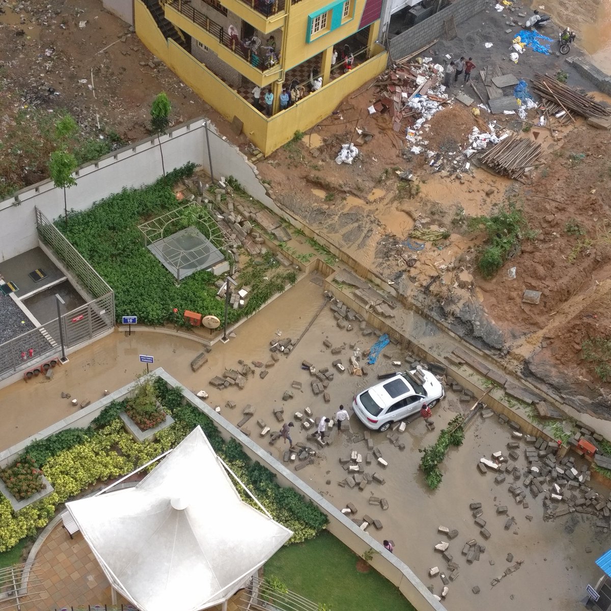 Augustine181288's tweet photo. @SattvaGroup, What safe place you guys provide for us to stay... Your concern is overwhelming. Feeling blessed. Please do understand the sarcasm at the least. @bijayagarwal of @SattvaGroup your products.... @CWmagazine saw your article today. https://t.co/6TfCCZfqin